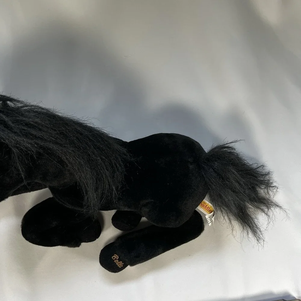 Breyer The Saddle Club Belle Black Horse Plush 16 in 2008 and Blanket